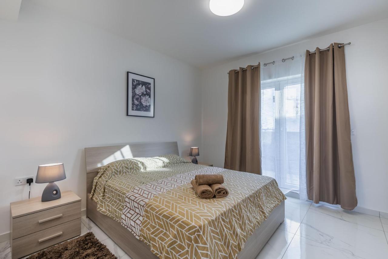 Terrace View-Stylish Two Bedrooms Fully Ac-Wifi Penthouse Мсіда Екстер'єр фото