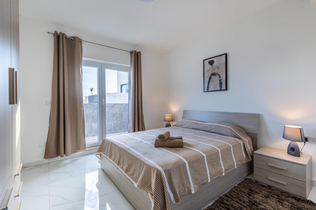 Terrace View-Stylish Two Bedrooms Fully Ac-Wifi Penthouse Мсіда Екстер'єр фото